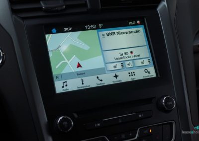 ford_mondeo_st_line_navigatie