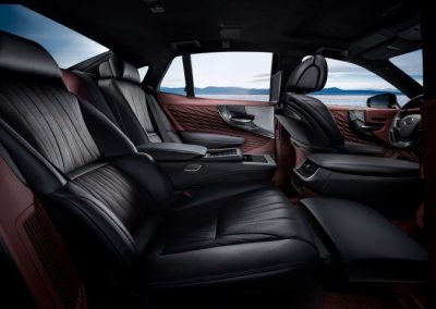 Lexus LS backseat