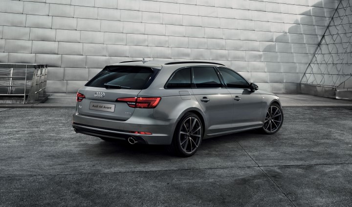 Audi introduceert Audi A4 S line black edition