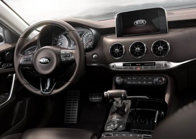 Kia Stinger lease prijzen specificaties interieur