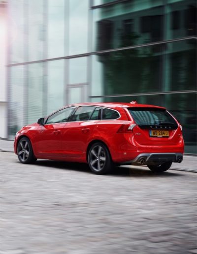 Volvo V60 Business Sport lease achterkant