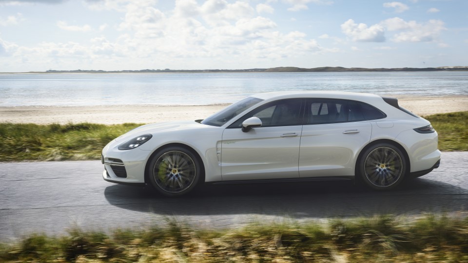 680pk Porsche Panamera Sport Turismo is een koopje