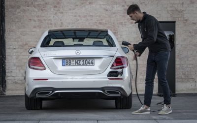 Mercedes blijft investeren in hybride en diesel